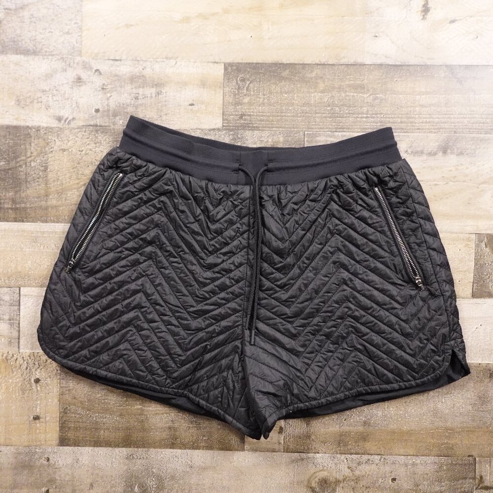 Athleta Apres Ski Quilted Shorts‎ Women’s 8 Black Insulated Winter Athleisure